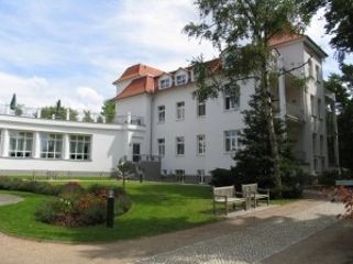 01(1)